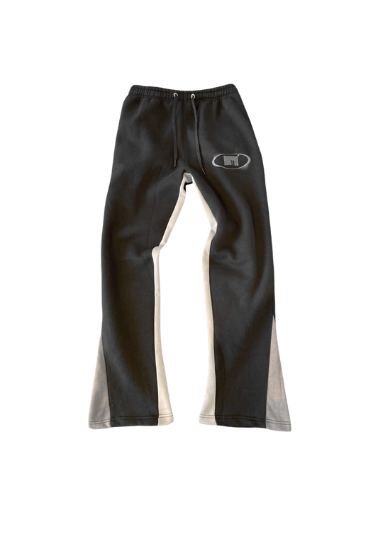 AUUCTUS Flared Trackpants